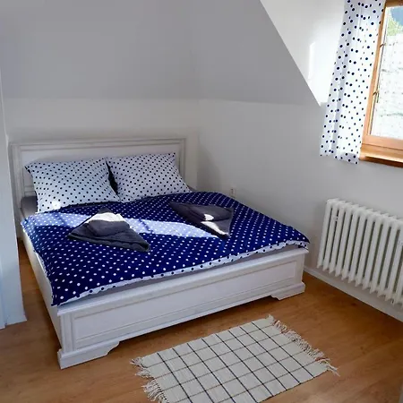 Kuzelna Spajza Konukevi 3*