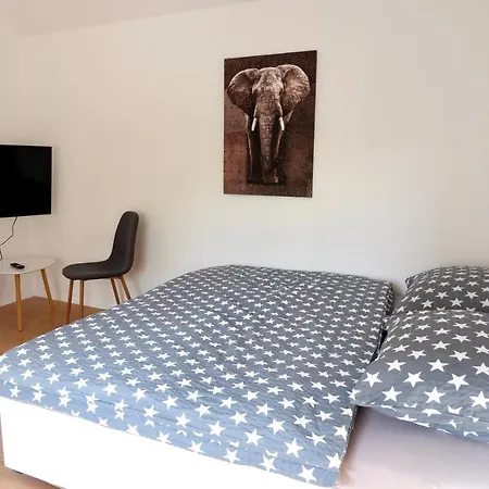Kuzelna Spajza Gasthof 3*